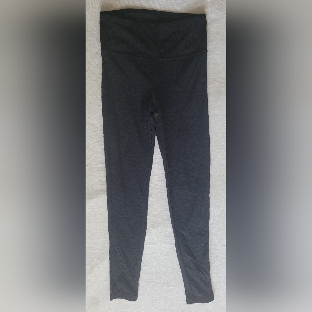 Mono B S Small Leopard Textured Print Leggings - Picture 3 of 6